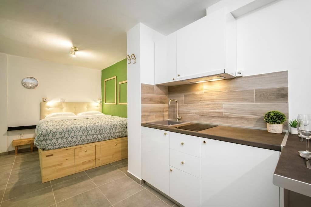 Modern Boutique Apartment Athen Eksteriør billede