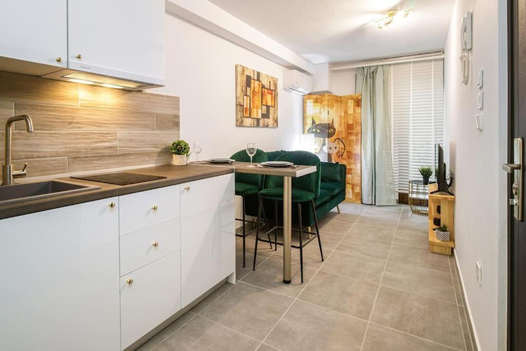Modern Boutique Apartment Athen Eksteriør billede